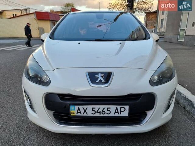 Белый Пежо 308, объемом двигателя 1.6 л и пробегом 135 тыс. км за 7400 $, фото 1 на Automoto.ua