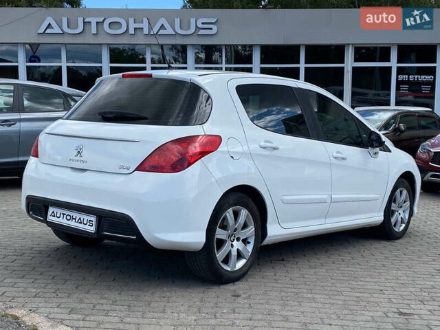 Белый Пежо 308, объемом двигателя 1.6 л и пробегом 196 тыс. км за 6500 $, фото 5 на Automoto.ua