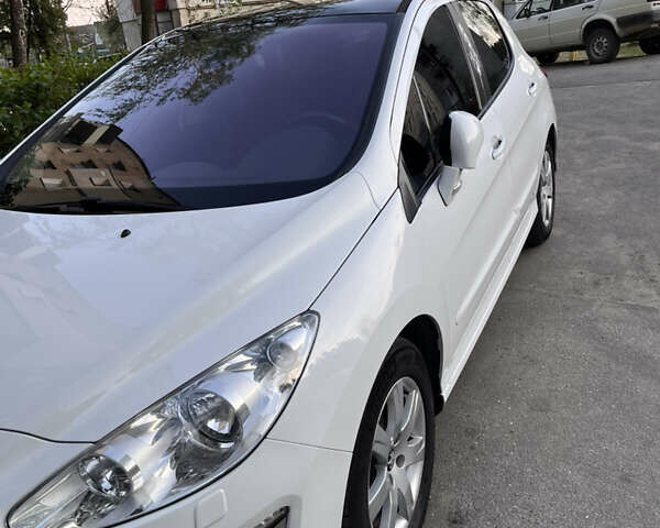 Білий Пежо 308, об'ємом двигуна 1.6 л та пробігом 160 тис. км за 7800 $, фото 1 на Automoto.ua