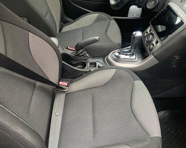 Білий Пежо 308, об'ємом двигуна 1.6 л та пробігом 113 тис. км за 7500 $, фото 9 на Automoto.ua