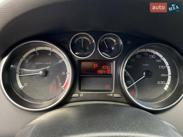 Белый Пежо 308, объемом двигателя 1.6 л и пробегом 196 тыс. км за 6500 $, фото 13 на Automoto.ua