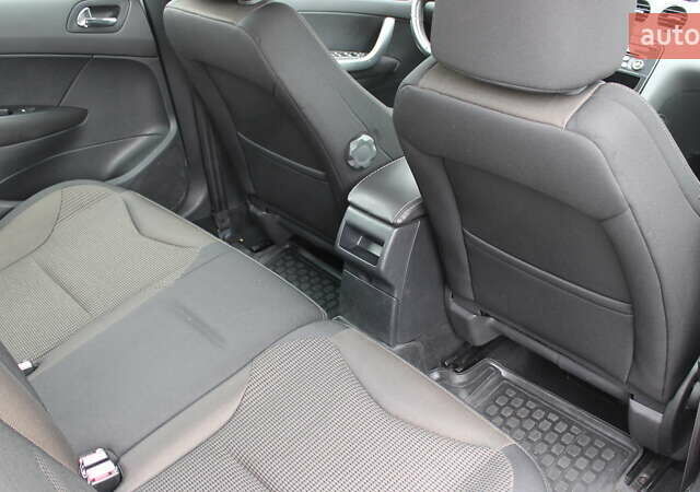 Белый Пежо 308, объемом двигателя 1.56 л и пробегом 173 тыс. км за 7300 $, фото 16 на Automoto.ua