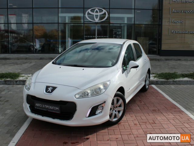 Белый Пежо 308, объемом двигателя 1.5 л и пробегом 174 тыс. км за 7300 $, фото 7 на Automoto.ua
