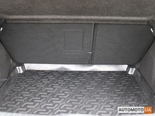 Белый Пежо 308, объемом двигателя 1.5 л и пробегом 174 тыс. км за 7300 $, фото 14 на Automoto.ua