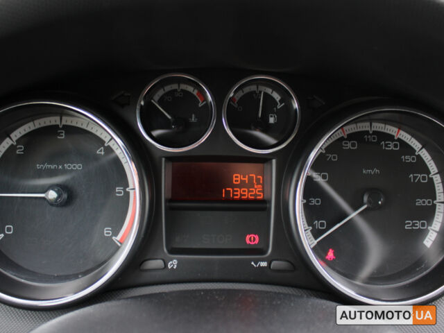 Белый Пежо 308, объемом двигателя 1.5 л и пробегом 174 тыс. км за 7300 $, фото 16 на Automoto.ua