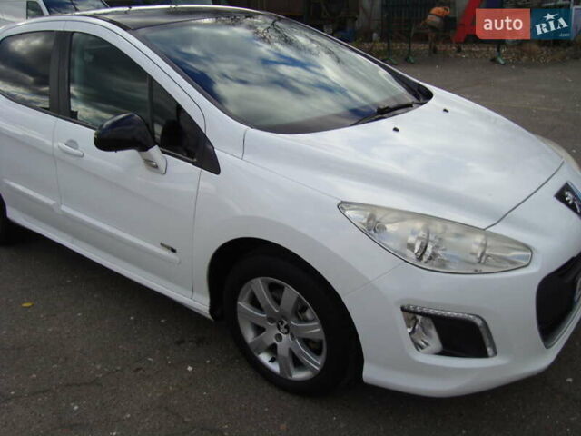 Білий Пежо 308, об'ємом двигуна 1.6 л та пробігом 148 тис. км за 7300 $, фото 1 на Automoto.ua