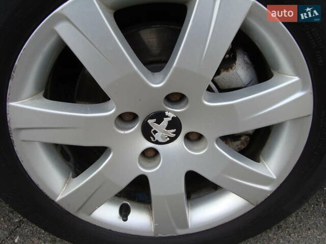 Білий Пежо 308, об'ємом двигуна 1.6 л та пробігом 148 тис. км за 7300 $, фото 30 на Automoto.ua