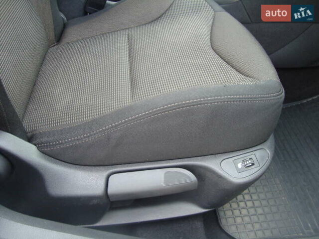 Білий Пежо 308, об'ємом двигуна 1.6 л та пробігом 148 тис. км за 7300 $, фото 19 на Automoto.ua