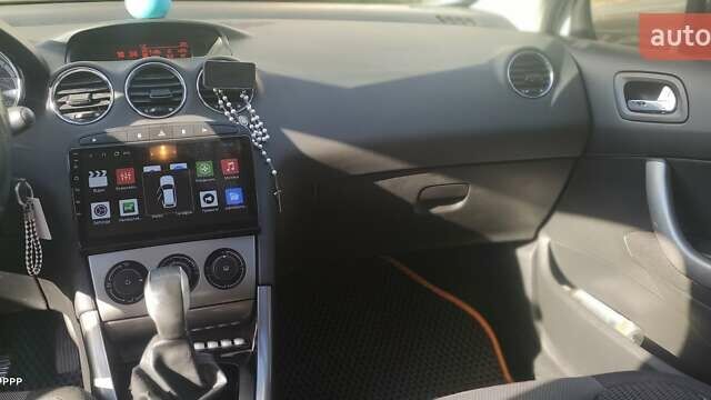 Белый Пежо 308, объемом двигателя 1.6 л и пробегом 300 тыс. км за 6700 $, фото 3 на Automoto.ua