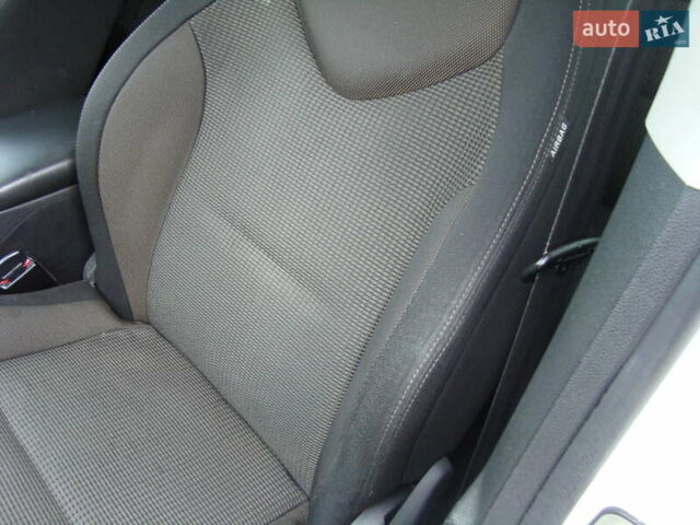 Білий Пежо 308, об'ємом двигуна 1.6 л та пробігом 148 тис. км за 7300 $, фото 28 на Automoto.ua