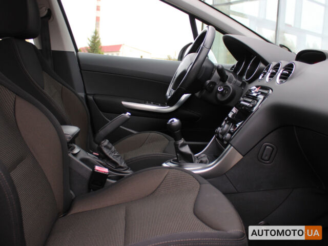 Белый Пежо 308, объемом двигателя 1.5 л и пробегом 174 тыс. км за 7300 $, фото 12 на Automoto.ua