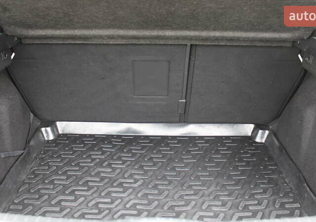 Белый Пежо 308, объемом двигателя 1.56 л и пробегом 173 тыс. км за 7300 $, фото 15 на Automoto.ua