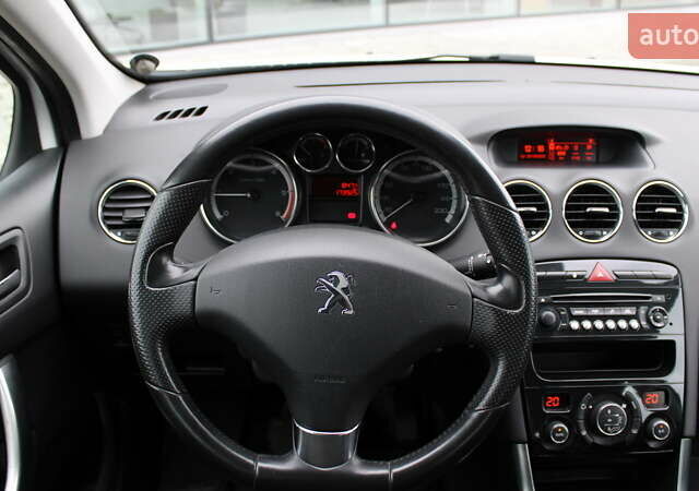 Белый Пежо 308, объемом двигателя 1.56 л и пробегом 173 тыс. км за 7300 $, фото 12 на Automoto.ua