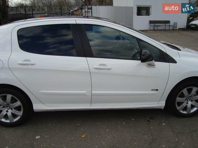 Білий Пежо 308, об'ємом двигуна 1.6 л та пробігом 148 тис. км за 7300 $, фото 2 на Automoto.ua