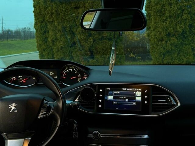 Білий Пежо 308, об'ємом двигуна 1.6 л та пробігом 173 тис. км за 10200 $, фото 13 на Automoto.ua
