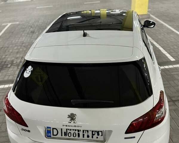 Белый Пежо 308, объемом двигателя 1.56 л и пробегом 221 тыс. км за 12500 $, фото 12 на Automoto.ua
