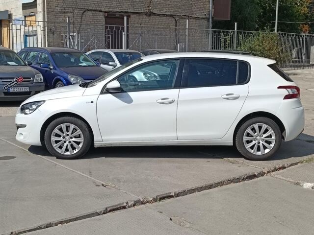 Белый Пежо 308, объемом двигателя 1.6 л и пробегом 83 тыс. км за 8790 $, фото 7 на Automoto.ua
