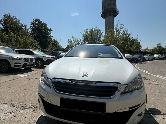 Білий Пежо 308, об'ємом двигуна 1.6 л та пробігом 63 тис. км за 11500 $, фото 8 на Automoto.ua