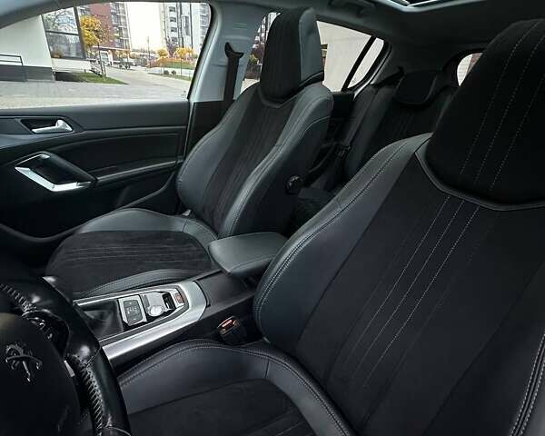 Белый Пежо 308, объемом двигателя 1.56 л и пробегом 93 тыс. км за 15800 $, фото 6 на Automoto.ua