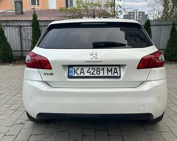 Белый Пежо 308, объемом двигателя 1.56 л и пробегом 93 тыс. км за 15800 $, фото 3 на Automoto.ua
