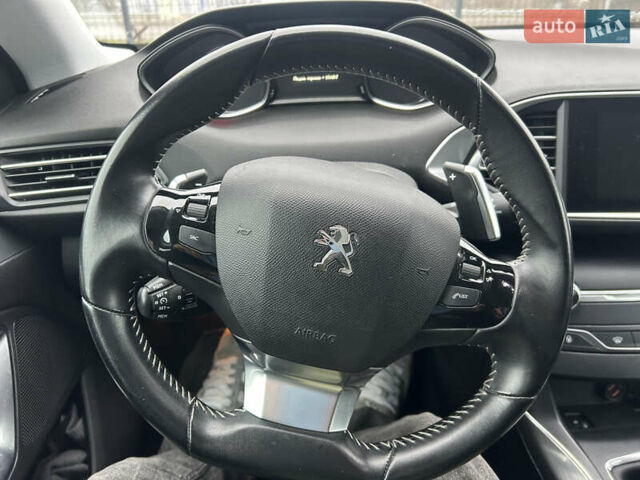 Белый Пежо 308, объемом двигателя 1.5 л и пробегом 68 тыс. км за 16600 $, фото 11 на Automoto.ua