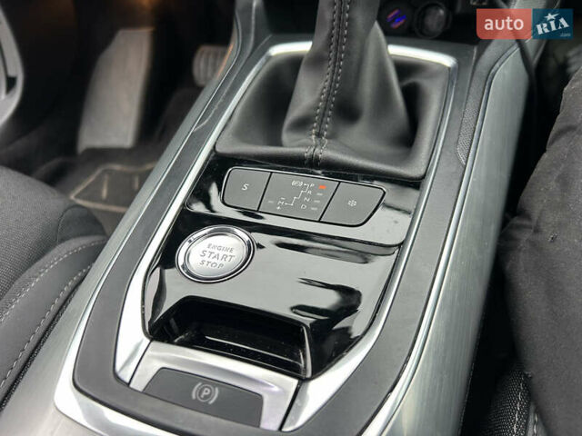 Белый Пежо 308, объемом двигателя 1.5 л и пробегом 68 тыс. км за 16600 $, фото 18 на Automoto.ua