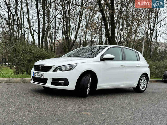 Белый Пежо 308, объемом двигателя 1.5 л и пробегом 227 тыс. км за 12300 $, фото 11 на Automoto.ua