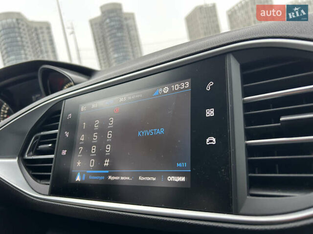 Белый Пежо 308, объемом двигателя 1.5 л и пробегом 68 тыс. км за 16600 $, фото 20 на Automoto.ua