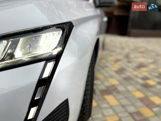 Белый Пежо 308, объемом двигателя 1.5 л и пробегом 8 тыс. км за 22000 $, фото 21 на Automoto.ua