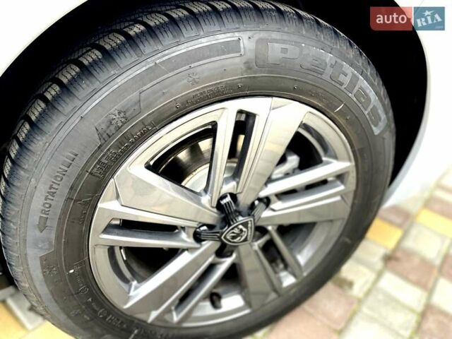 Белый Пежо 308, объемом двигателя 1.5 л и пробегом 8 тыс. км за 22000 $, фото 19 на Automoto.ua