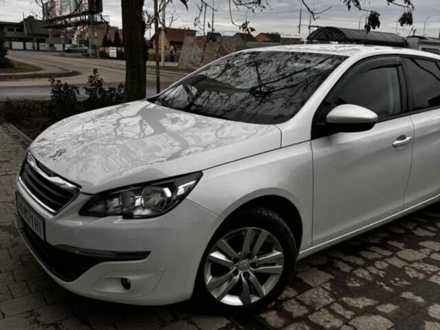 Белый Пежо 308, объемом двигателя 1.6 л и пробегом 270 тыс. км за 9200 $, фото 5 на Automoto.ua