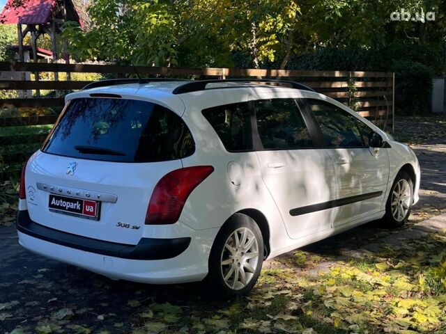 Білий Пежо 308, об'ємом двигуна 1.6 л та пробігом 280 тис. км за 4890 $, фото 11 на Automoto.ua