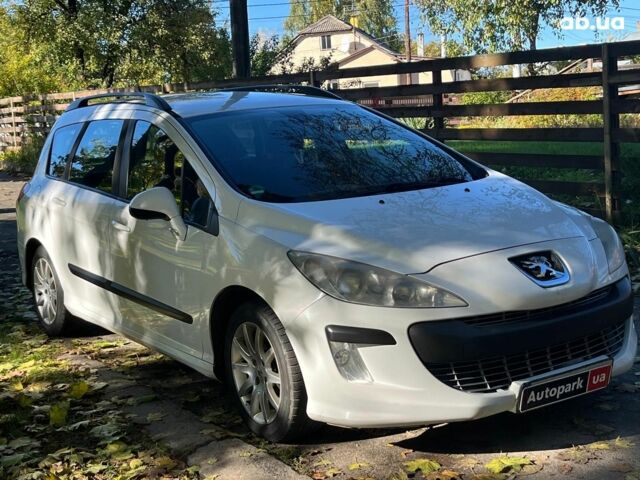 Білий Пежо 308, об'ємом двигуна 1.6 л та пробігом 280 тис. км за 4890 $, фото 2 на Automoto.ua