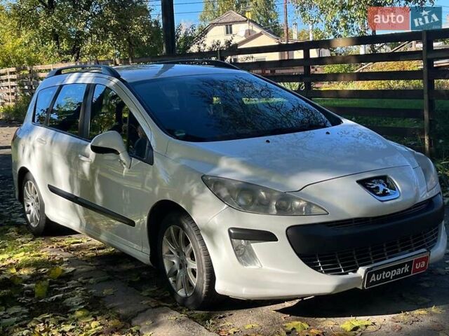 Белый Пежо 308, объемом двигателя 1.6 л и пробегом 280 тыс. км за 4890 $, фото 2 на Automoto.ua