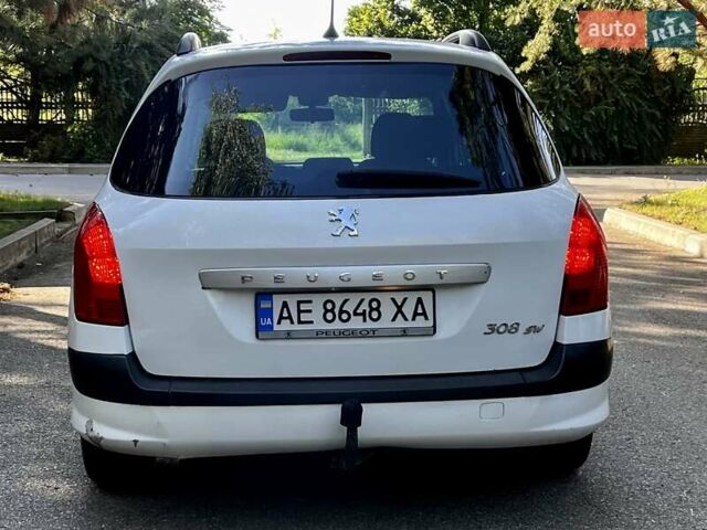 Білий Пежо 308, об'ємом двигуна 1.6 л та пробігом 220 тис. км за 4800 $, фото 4 на Automoto.ua