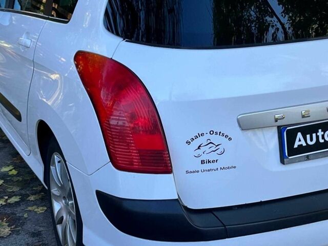 Белый Пежо 308, объемом двигателя 1.6 л и пробегом 280 тыс. км за 4890 $, фото 9 на Automoto.ua