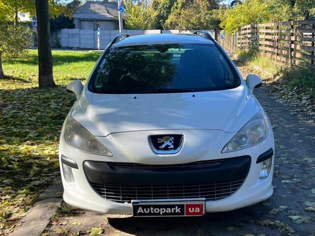 Белый Пежо 308, объемом двигателя 1.6 л и пробегом 280 тыс. км за 4890 $, фото 1 на Automoto.ua