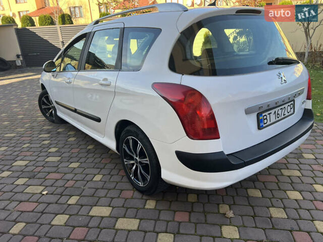 Білий Пежо 308, об'ємом двигуна 1.56 л та пробігом 321 тис. км за 4000 $, фото 22 на Automoto.ua