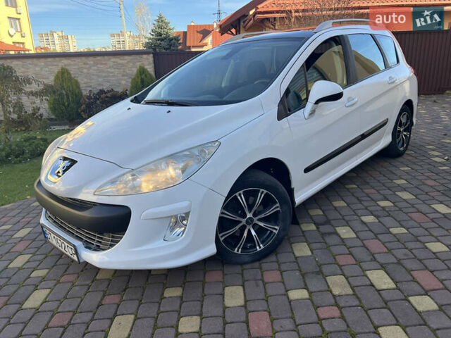 Білий Пежо 308, об'ємом двигуна 1.56 л та пробігом 321 тис. км за 4000 $, фото 9 на Automoto.ua