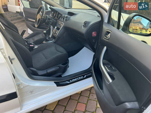 Білий Пежо 308, об'ємом двигуна 1.56 л та пробігом 321 тис. км за 4000 $, фото 49 на Automoto.ua