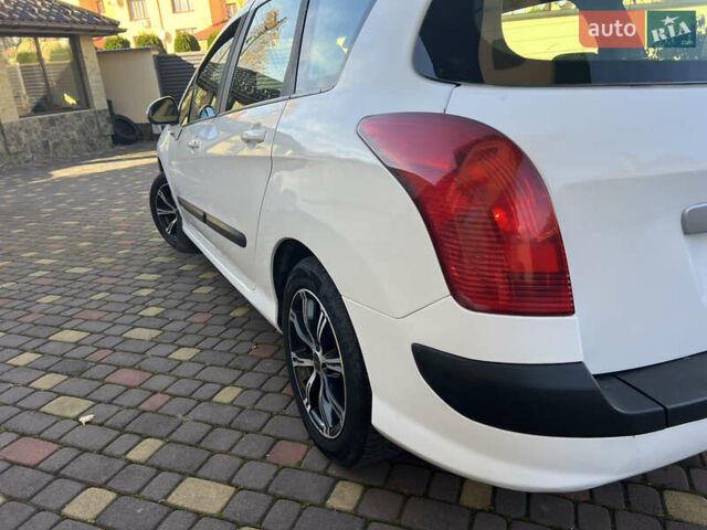 Білий Пежо 308, об'ємом двигуна 1.56 л та пробігом 321 тис. км за 4000 $, фото 29 на Automoto.ua