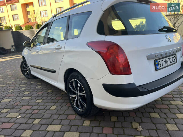 Білий Пежо 308, об'ємом двигуна 1.56 л та пробігом 321 тис. км за 4000 $, фото 23 на Automoto.ua