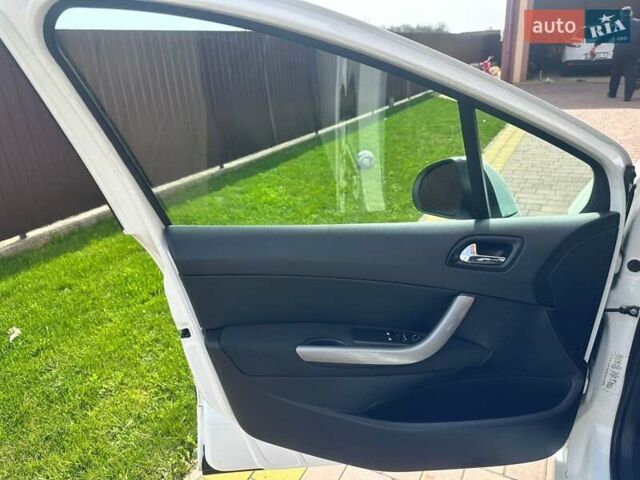 Білий Пежо 308, об'ємом двигуна 1.4 л та пробігом 141 тис. км за 5149 $, фото 28 на Automoto.ua