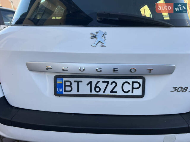 Білий Пежо 308, об'ємом двигуна 1.56 л та пробігом 321 тис. км за 4000 $, фото 16 на Automoto.ua