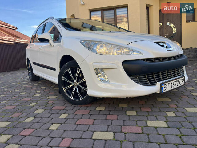Білий Пежо 308, об'ємом двигуна 1.56 л та пробігом 321 тис. км за 4000 $, фото 5 на Automoto.ua