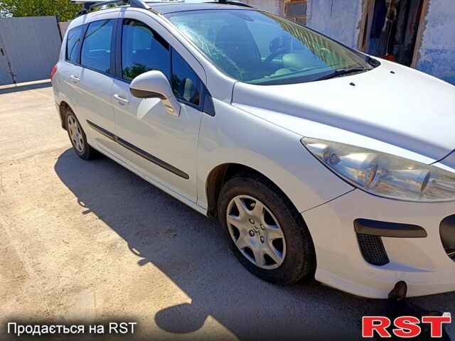 Белый Пежо 308, объемом двигателя 1.4 л и пробегом 0 тыс. км за 4000 $, фото 1 на Automoto.ua
