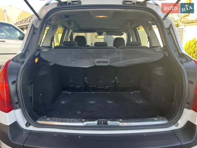 Білий Пежо 308, об'ємом двигуна 1.56 л та пробігом 321 тис. км за 4000 $, фото 20 на Automoto.ua