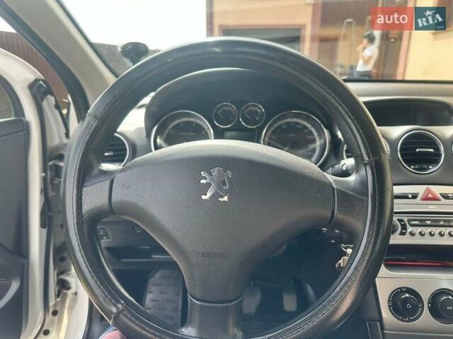 Білий Пежо 308, об'ємом двигуна 1.4 л та пробігом 141 тис. км за 5149 $, фото 27 на Automoto.ua