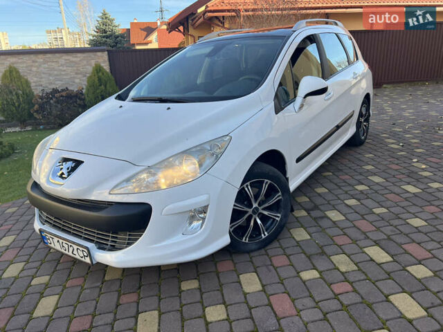 Білий Пежо 308, об'ємом двигуна 1.56 л та пробігом 321 тис. км за 4000 $, фото 1 на Automoto.ua
