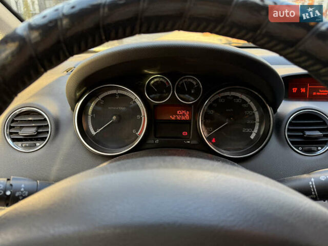 Белый Пежо 308, объемом двигателя 2 л и пробегом 272 тыс. км за 5500 $, фото 11 на Automoto.ua